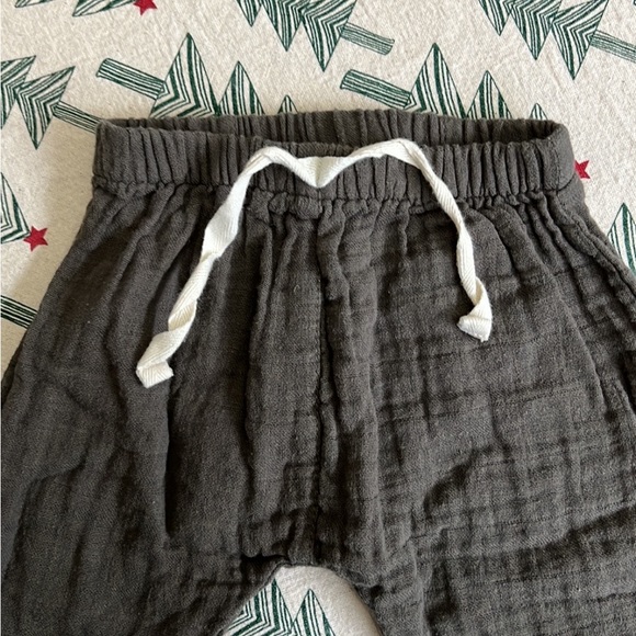 Jamie Kay Muslin Joggers - Picture 2 of 4